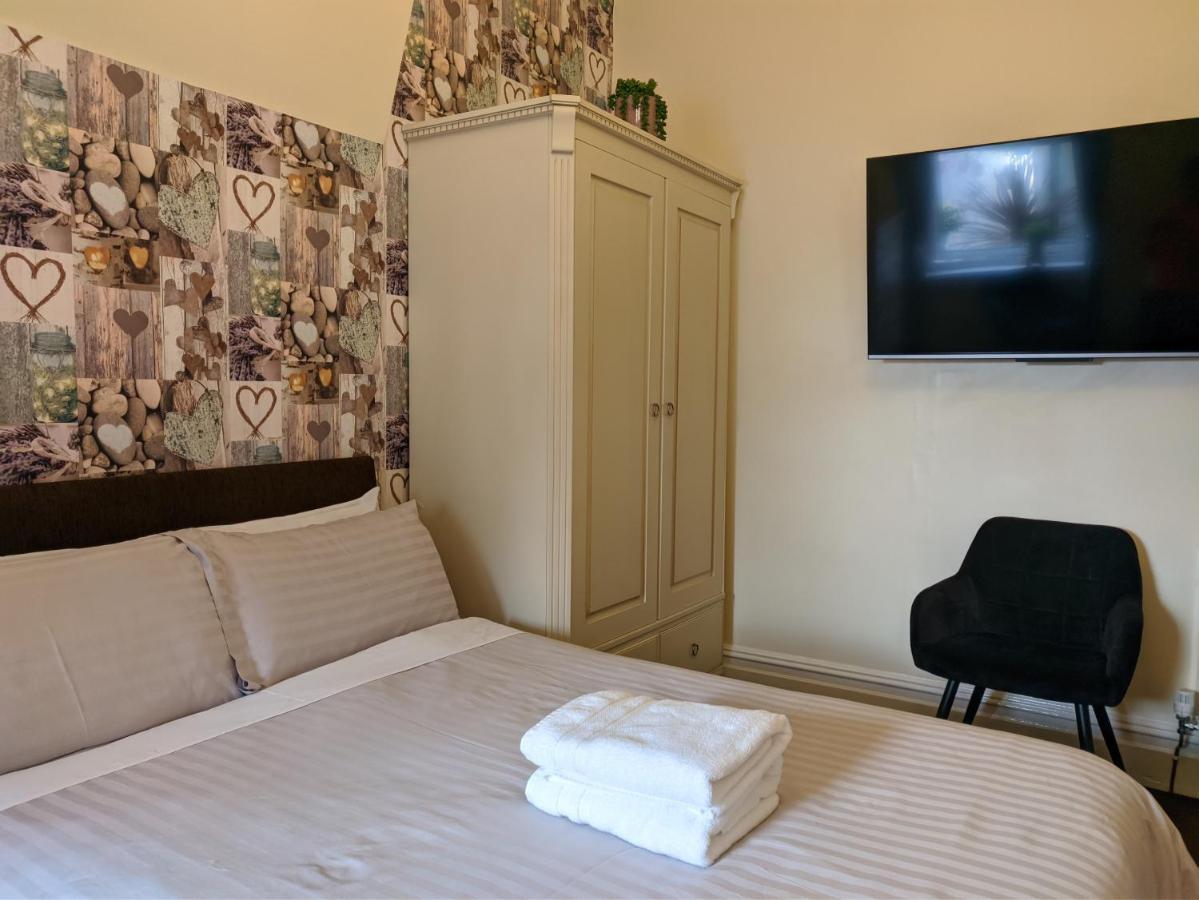 The Rosedene Hotel Ландъндо Екстериор снимка