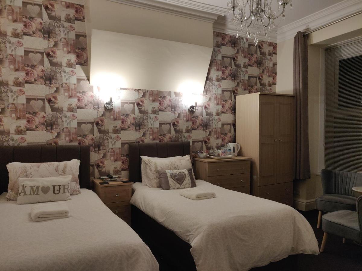 The Rosedene Hotel Ландъндо Екстериор снимка