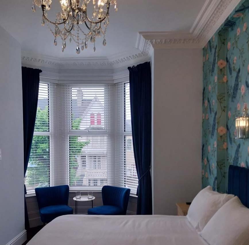 The Rosedene Hotel Ландъндо Екстериор снимка